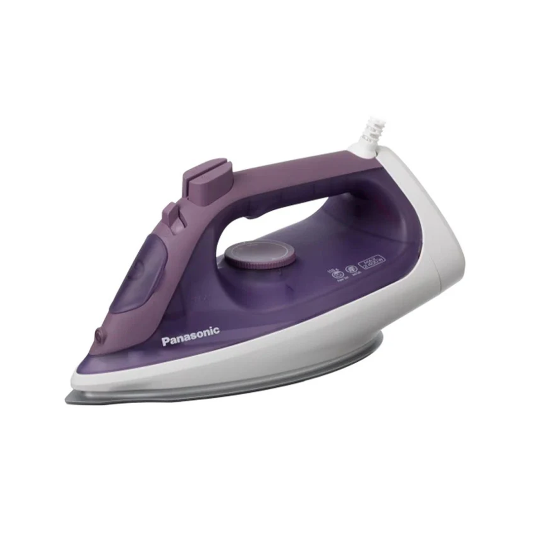 مكواة بخار باناسونيك بقوة 2400 واط بقاعدة سيراميك وسعة 300 مل